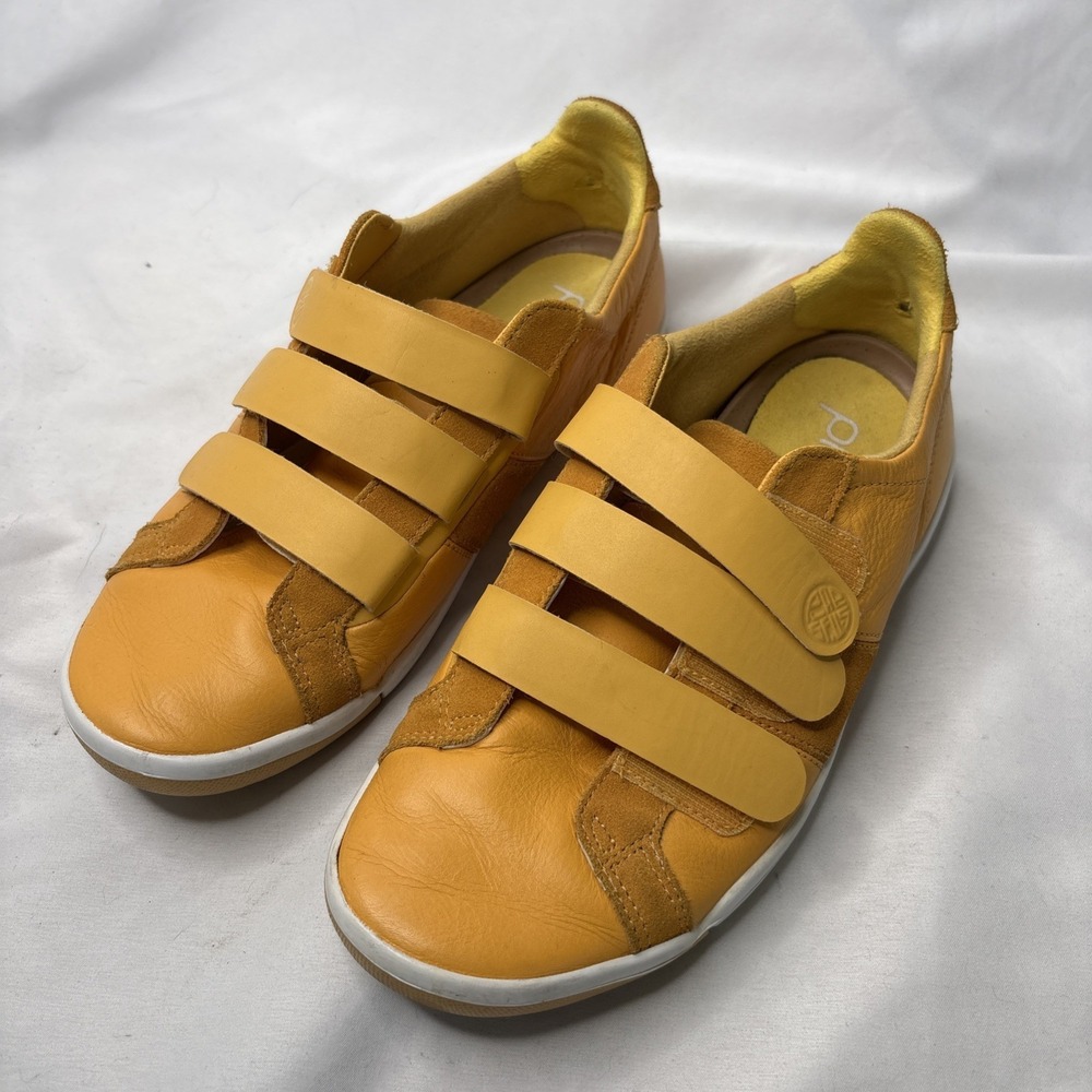 Plae Larkin Women's 7.5 Men's 6 Canary Yellow Leather Sneakers Minimalist
